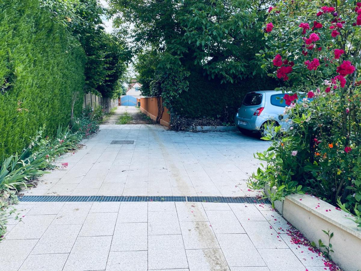 Secret Garden Parking Hyper Centre & Calme Apartment Claye Souilly Bagian luar foto