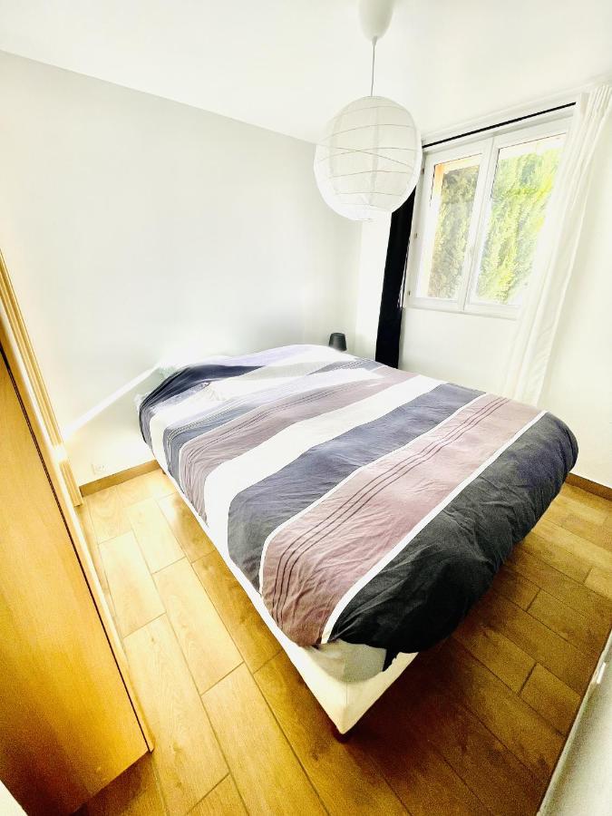 Secret Garden Parking Hyper Centre & Calme Apartment Claye Souilly Bagian luar foto