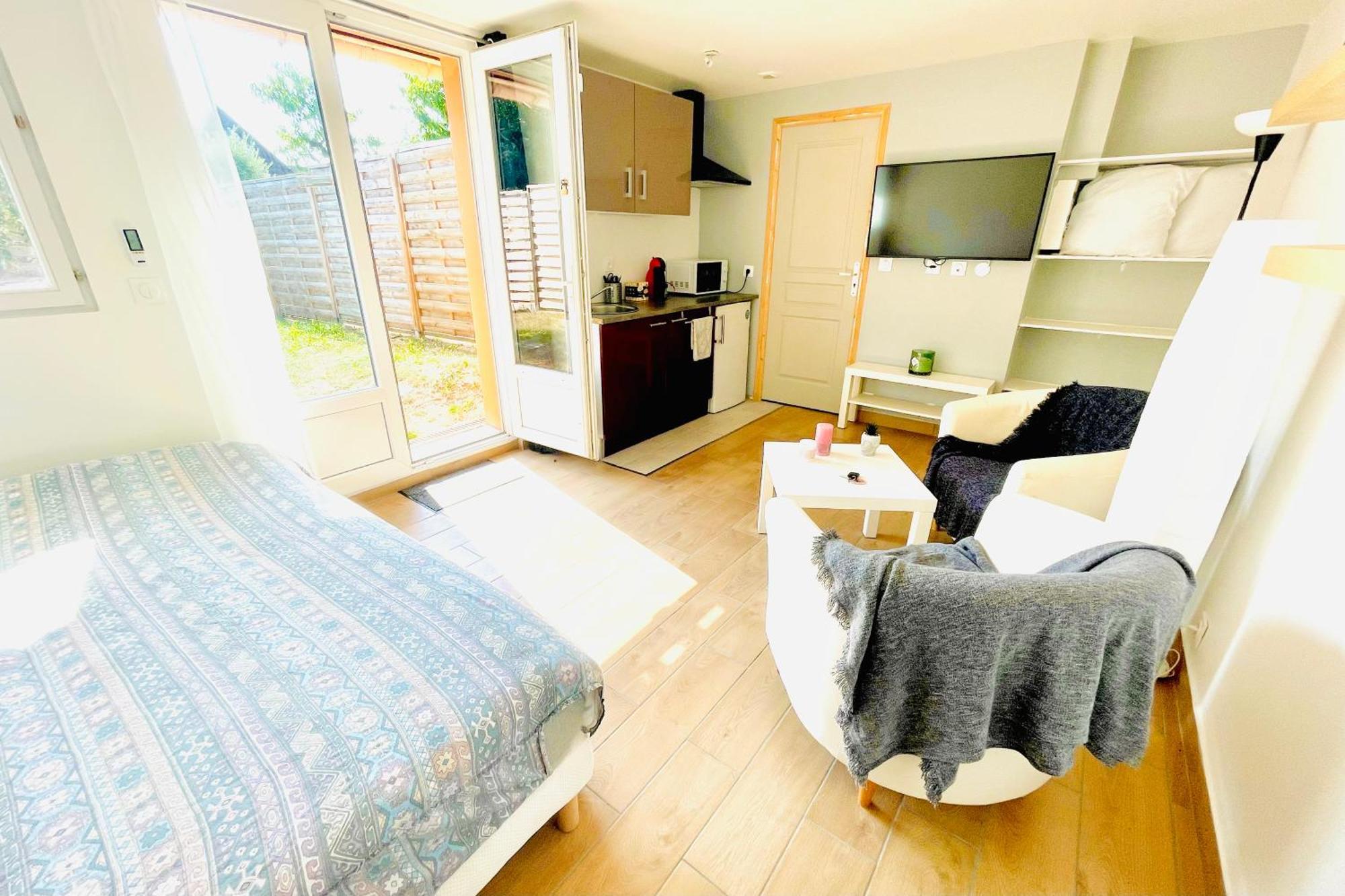 Secret Garden Parking Hyper Centre & Calme Apartment Claye Souilly Bagian luar foto