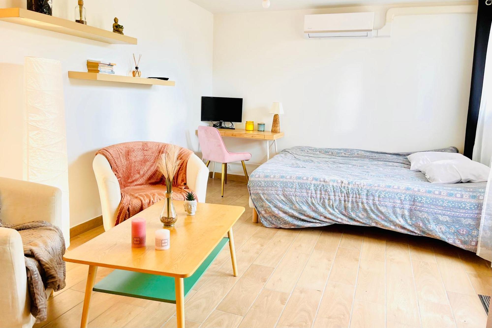 Secret Garden Parking Hyper Centre & Calme Apartment Claye Souilly Bagian luar foto
